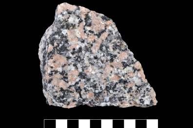 Granite rose avec échelle